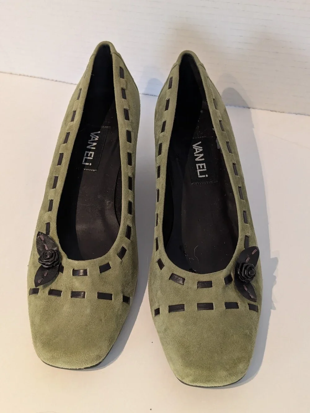Van Eli Green Suede Pumps Sz. 10M